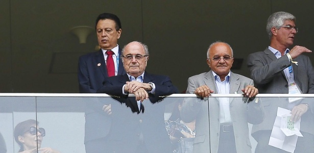 Joseph Blatter, presidente da Fifa, foi até a Arena Amazônia para assistir a partida entre Suiça e Honduras