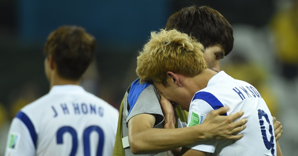 Jogadores da Coreia do Sul ficaram emocionados com a eliminação da equipe da Copa do Mundo