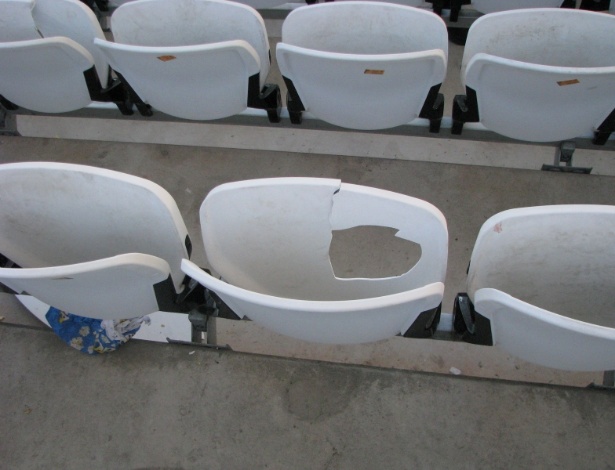 Cadeiras do Itaquerão foram danificadas durante o duelo entre Argentina e Suíça, pelas oitavas da Copa do Mundo