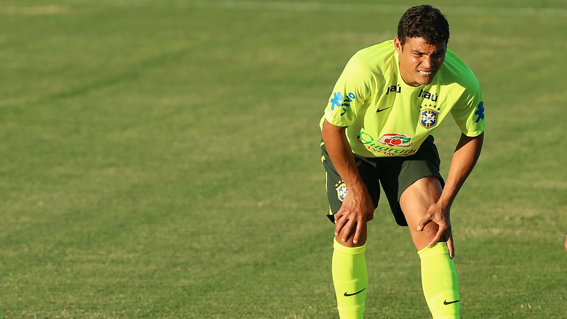 Thiago Silva participa de treinamento na véspera da partida de quartas de final da Copa, contra a Colômbia. O jogo será no Castelão