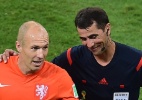 Robben reclama de marcação da Costa Rica: "sofri com jogadas de rúgbi" - AFP PHOTO / GABRIEL BOUYS