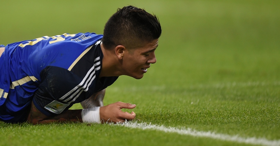 Marcos Rojo se emociona de chora após gol da Alemanha na final da Copa do Mundo 