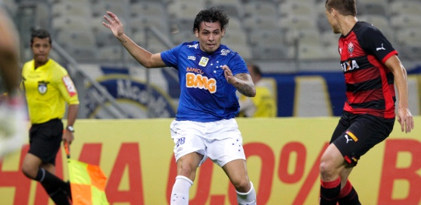 Ricardo Goulart durante a vitória do Cruzeiro sobre o Vitória, por 3 a 1, no Mineirão, pelo Brasileirão - Gualter Naves/Light Press