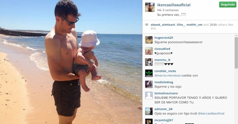 Goleiro Iker Casillas, do Real Madrid, curte praia com filho