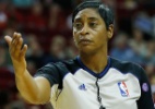 Primeira mulher árbitra da NBA revela ser gay: "Saída do armário"