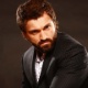 Andrei Arlovski e seu pitbull Maximus em ensaio feito para o site oficial do ex-campeão do UFC - Divulgação/Site oficial Arlovski.com