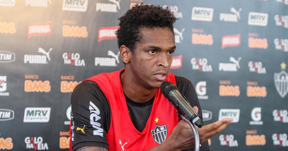 8 ago 2014 - Jô concede entreviosta coletiva, nesta sexta-feira, na Cidade do Galo, para explicar sua ausência no Atlético-MG
