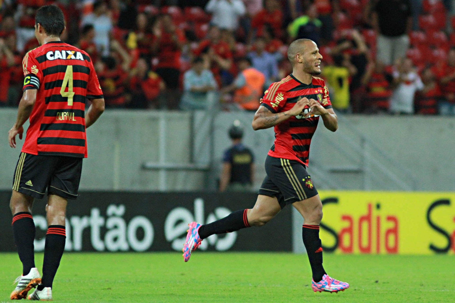 Patric comemora gol da virada do Sport sobre o Palmeiras pelo Brasileirão - Renato Spencer/Getty Images