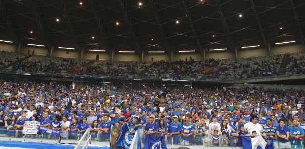 Torcida do Cruzeiro não tem feito a diferença em jogos do time nesta temporada - Gualter Naves/Light Press