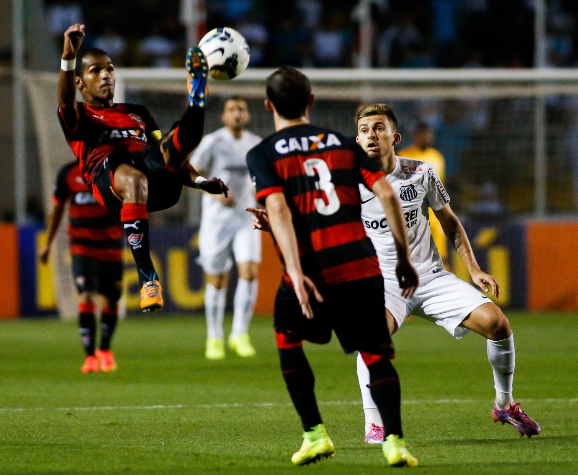 Vitoria Pecahkan Kutukan 11 Tahun, Kalahkan Santos Pertama Kali Sejak 2014 di Serie A Brasil