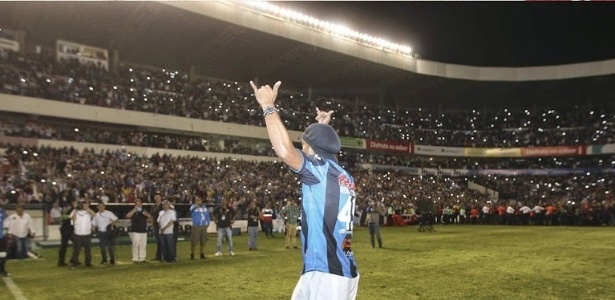Ronaldinho foi apresentado no estádio La Corregidora, sua nova casa - Divulgação/Querétaro