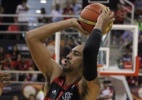 Multa e tempo de contrato ainda emperram retorno de ala do Fla à NBA - Gilvan de Souza/Flamengo