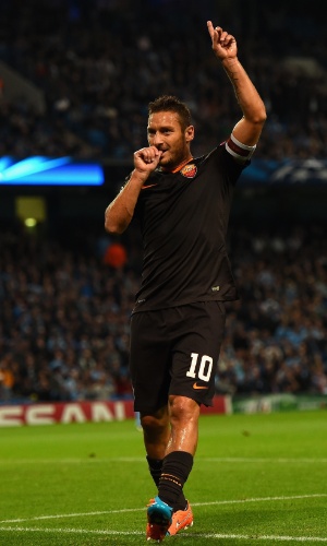 Totti comemora gol de empate da Roma contra o Manchester City