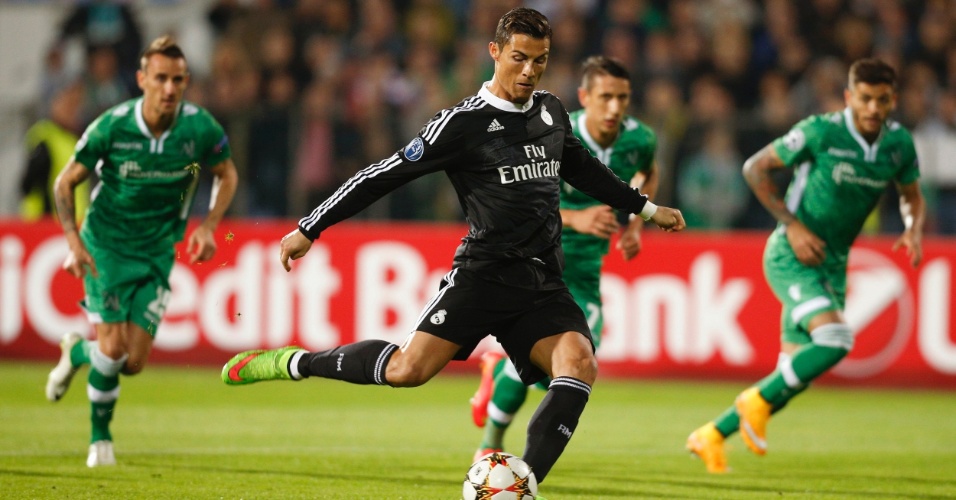 Cristiano Ronaldo desperdiça primeira cobrança de pênalti para o Real Madrid