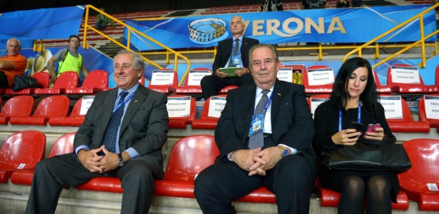 Ary Graça, presidente da FIVB, esteve em Verona para acompanhar o jogo do Brasil - Divulgação / FIVB