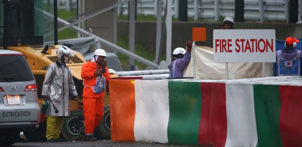 Mexicano da Force India cobrou safety car para retirada de carros de pilotos - Clive Mason/Getty Images