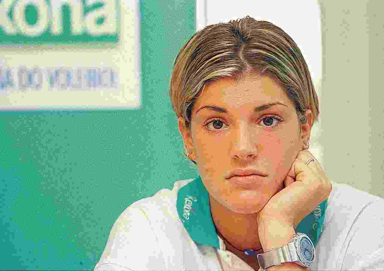 Piccinini brilha aos 35 anos. Mas vida de modelo quase a tirou da