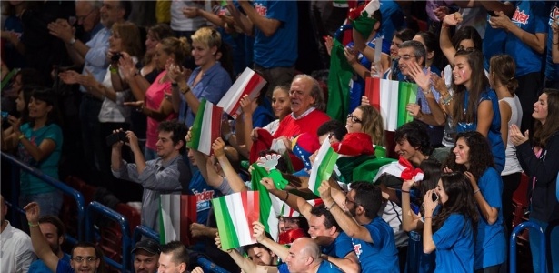 Italianos fazem a festa no ginásio - Divulgação/FIVB