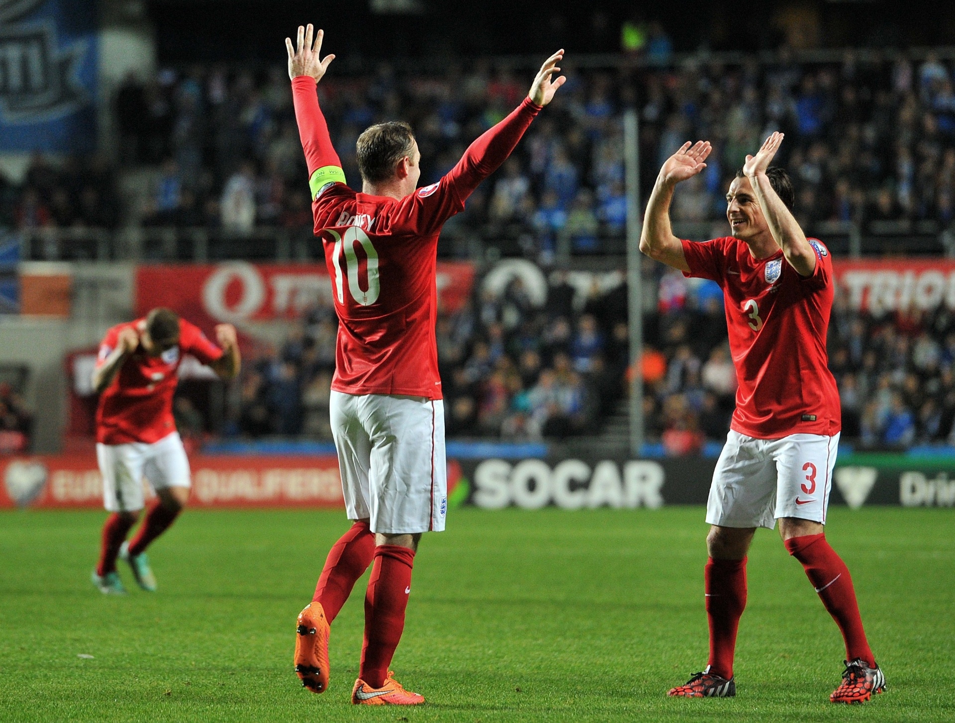 Wayne Rooney, atacante da inglaterra, comemora gol marcado contra a Estônia, em jogo válido pelas Eliminatória para a Euro 2016 - AFP PHOTO / GLYN KIRK