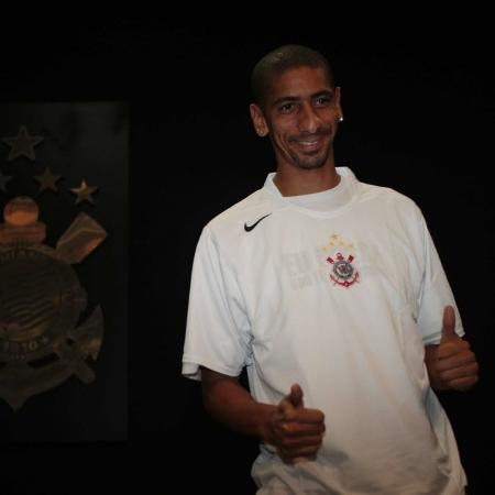 Acosta atuou pelo Corinthians em 2008 - Mastrangelo Reino / Folha Image