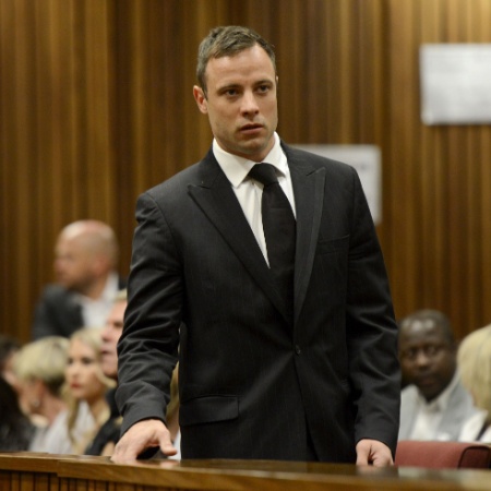 Oscar Pistorius no tribunal da África do Sul em 2014