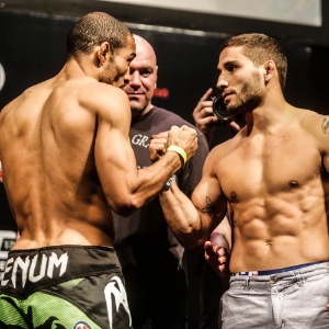José Aldo e Chad Mendes se encaram antes da luta pelo cinturão no UFC Rio 5 - William Lucas/inovafoto