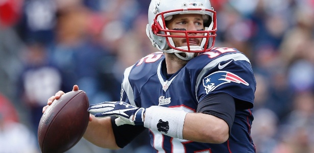 Segundo o relatório, Tom Brady tinha conhecimento do esvaziamento das bolas  - Jim Rogash/Getty Images/AFP