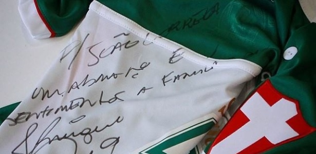 Família de torcedor morto receberá uma camisa autografada por Henrique - Divulgação/Facebook