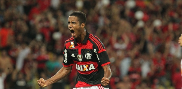 Gabriel foi testado na equipe titular pelo treinador Muricy Ramalho - Gilvan de Souza / Flamengo