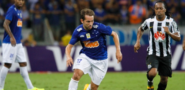 Pretendido por outros clubes, Everton Ribeiro vai enfrentar o Shakhtar Donetsk - Gualter Naves/Light Press