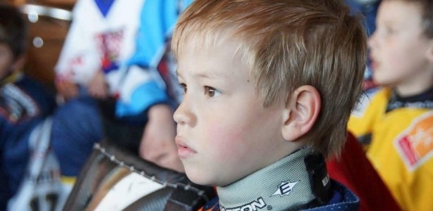 Hugo Vermeersch, garoto de 8 anos que morreu em acidente em jogo de hóquei - Reprodução/Twitter
