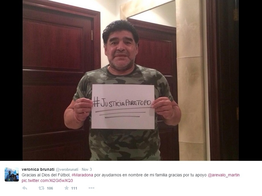 Maradona faz protesto pela morte de argentino - Reprodução/Twitter