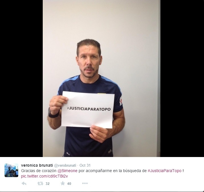 Simeone faz protesto pela morte de argentino - Reprodução/Twitter