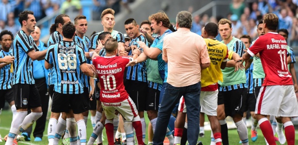 Grêmio deve esperar Inter ir ao ataque no clássico do próximo domingo, no Beira-Rio - Vinicius Costa/ Getty Images