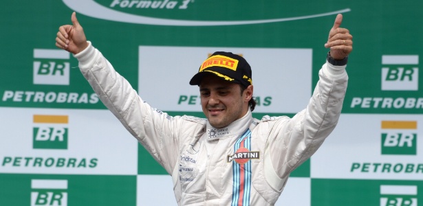 Massa esteve no pódio em seis oportunidades no GP do Brasil - AFP PHOTO / NELSON ALMEIDA