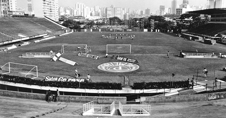 Quais são os estádios de futebol mais antigos de cada país? - UOL