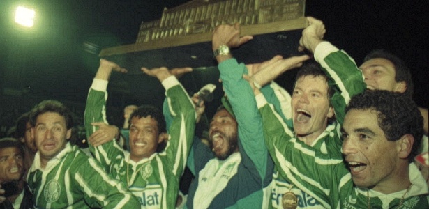 Em 1993, o Palmeiras conseguiu virar sobre o Corinthians após perder a primeira final  - Marlene Bergamo/Folhapress