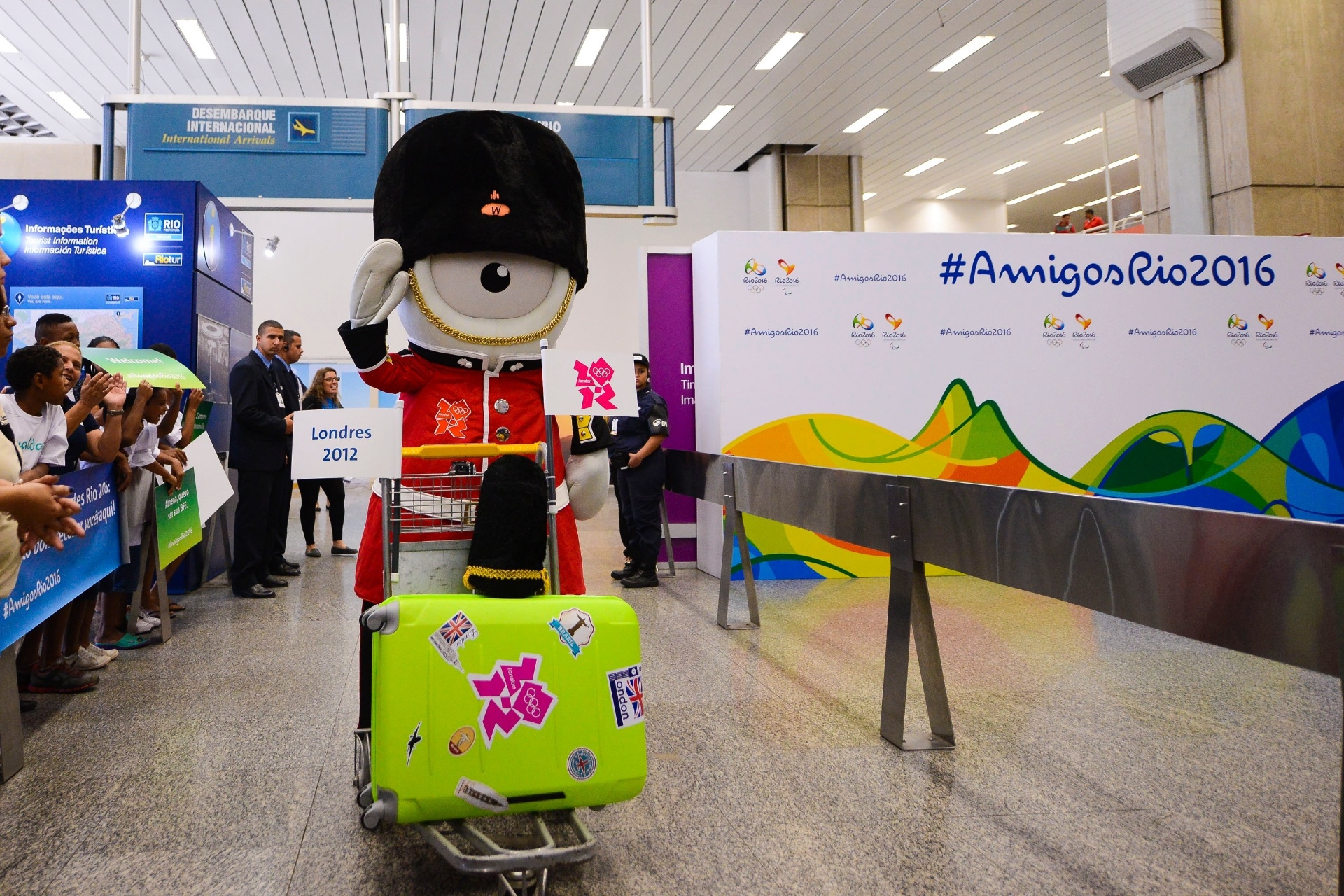 De Londres, Wenlock foi o primeiro a desembarcar