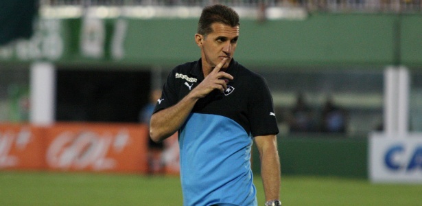 Vagner Mancini caiu com o Botafogo no Brasileirão do ano passado - Alan Pedro/Getty Images