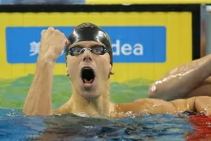 Brasil conquista quatro ouros no último dia do Mundial em Piscina