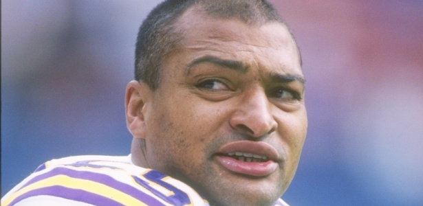 Darryl Talley, jogador do Buffalo Bills na década de 1990 - Al Bello/Staf/Getty Images
