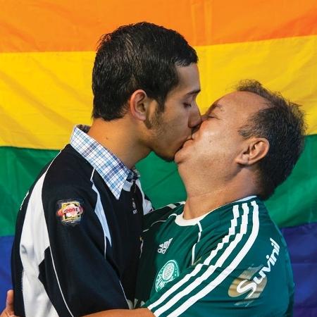 Beijo gay - Max Rocha - Max Rocha