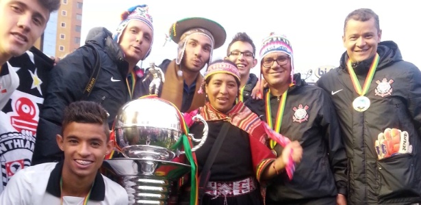 Corinthians celebra título conquistado pela equipe sub-16 na Bolívia - Arquivo Pessoal/Giulio Ferriello