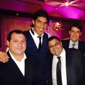 Loco Abreu recebeu dirigente do Botafogo Adré Silva na festa de 15 anos de sua filha Valentina - undefined