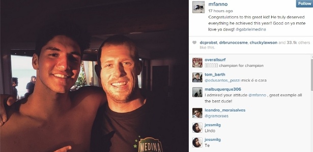 Mick Fanning postou foto ao lado do brasileiro em seu perfil no Instagram - Reprdoução/Instagram