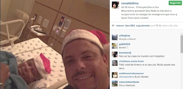 Ronaldo ao lado do pai em hospital no RJ - Reprodução/Instagram
