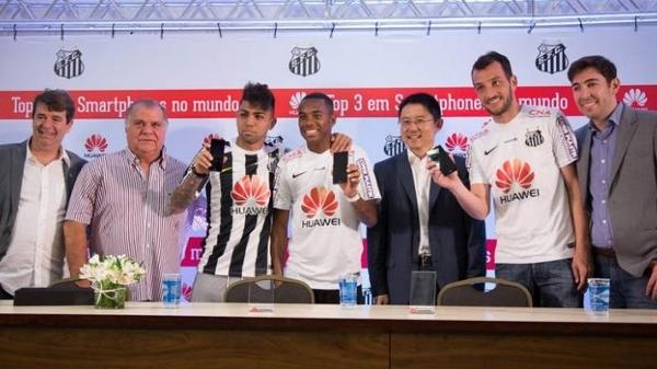 Santos acerta patrocínio com a Huawei, empresa de tecnologia e comunicação