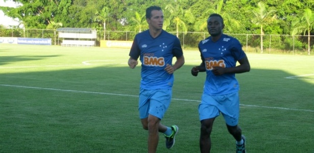 Leandro Damião e Joel participam de treinamento na pré-temporada do Cruzeiro - Divulgação/Cruzeiro