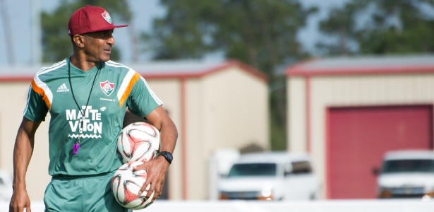 O técnico Cristóvão Borges escalou o time com Gerson e Kenedy entre os titulares - Bruno Haddad/Fluminense FC