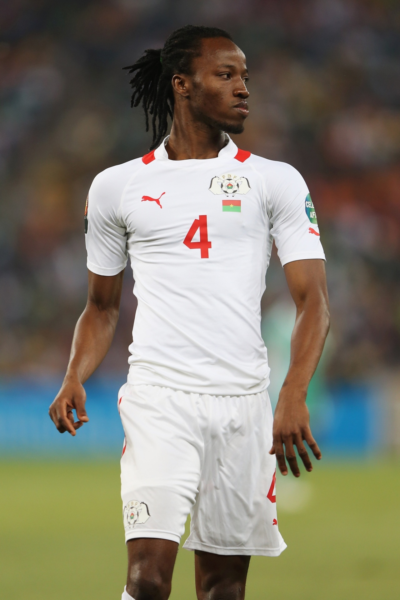 Bakary Koné (Burkina Faso): apesar da pouca idade (26 anos), o zagueiro do Lyon é um veterano na seleção burquinense. Deve ser um dos homens de confiança do técnico belga Paul Put no torneio - Ian Walton/Getty Images